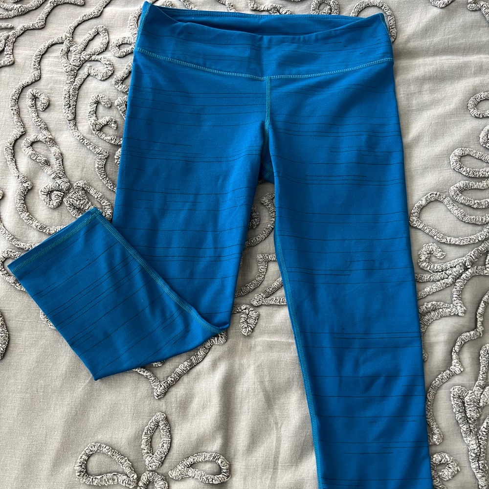 Fabletics Mid-Rise Capris